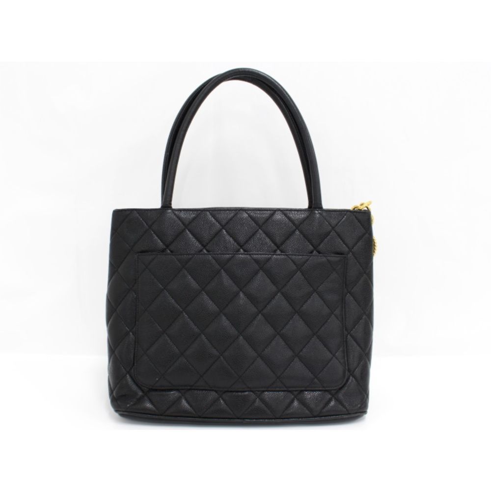 CHANEL Reissue Tote Matelasse Caviar Skin Black with Gold Hardware - Picture 2 of 8